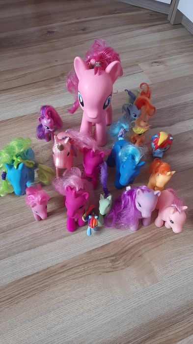 Kucyki i jednorożce 16szt.stan dobry