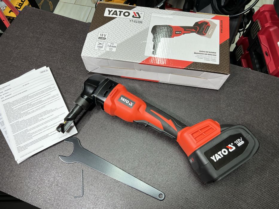 Аккумуляторные ножницы по металлу YATO YT-82399 (без АКБ и ЗУ)