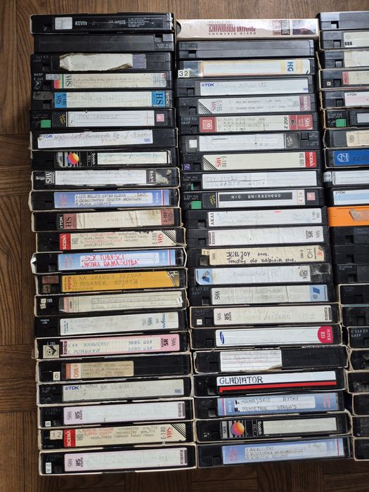 Kasety VHS 66 szt.