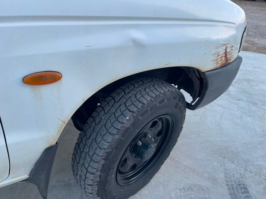 Mazda B 2500 — fotografia 3