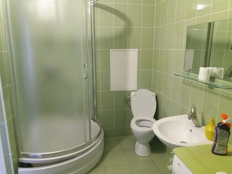 Дівчині кімната під ключ 7минпеш метро Позняки безхозяев Набирайте [[