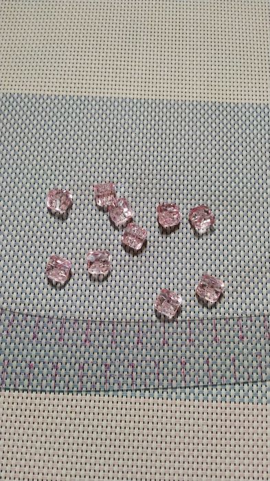 Гудзики кристали. 10 шт -20 грн