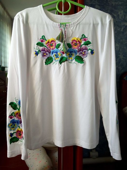 Продам вишиванку