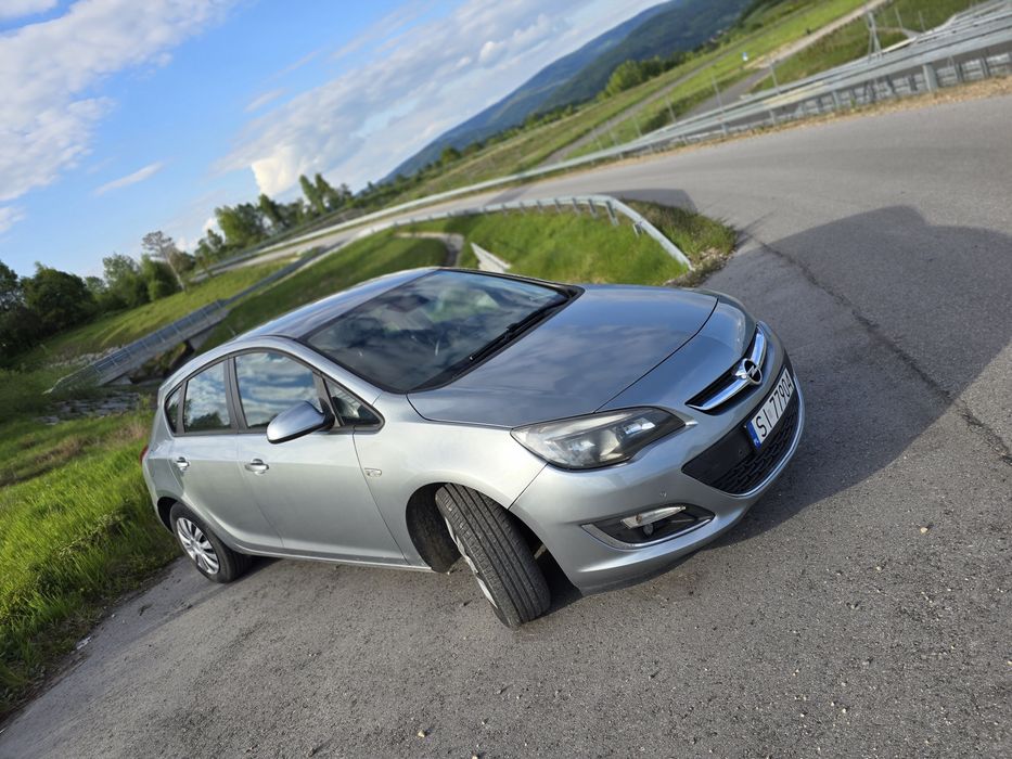 Opel astra 1,4   2013