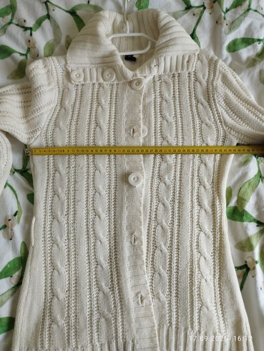 Sweter kardigan z kołnierzem