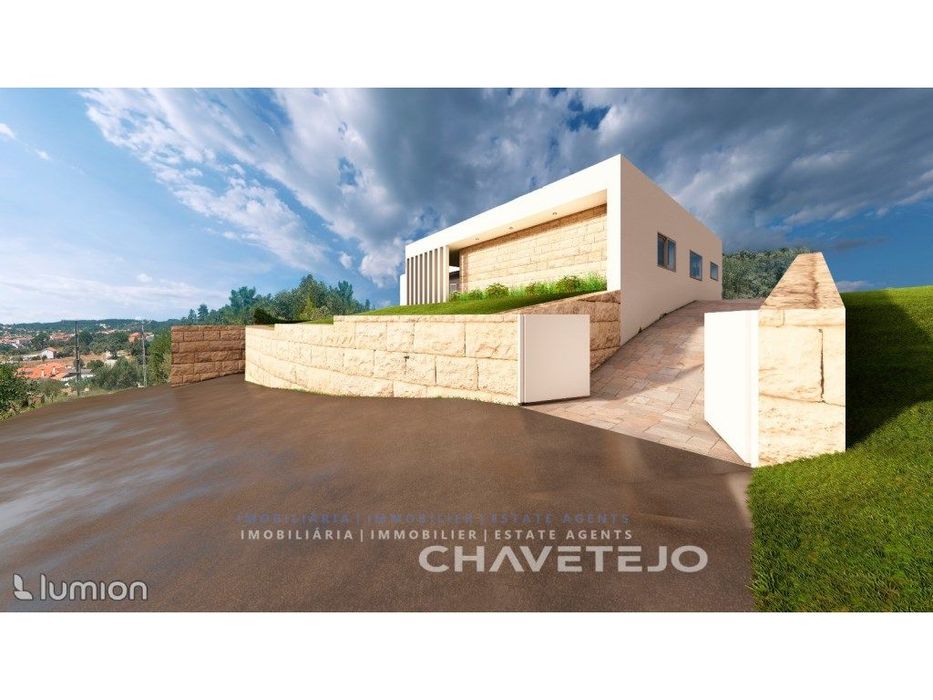 Terreno com projeto aprovado e licença de construção.