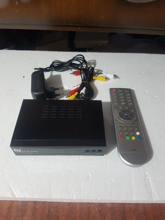 Тюнер Т2 GI HD Slim Combo.