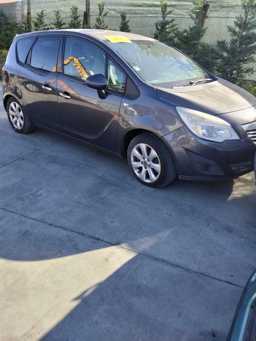Frente Opel Meriva B 1.3 cdti 2011