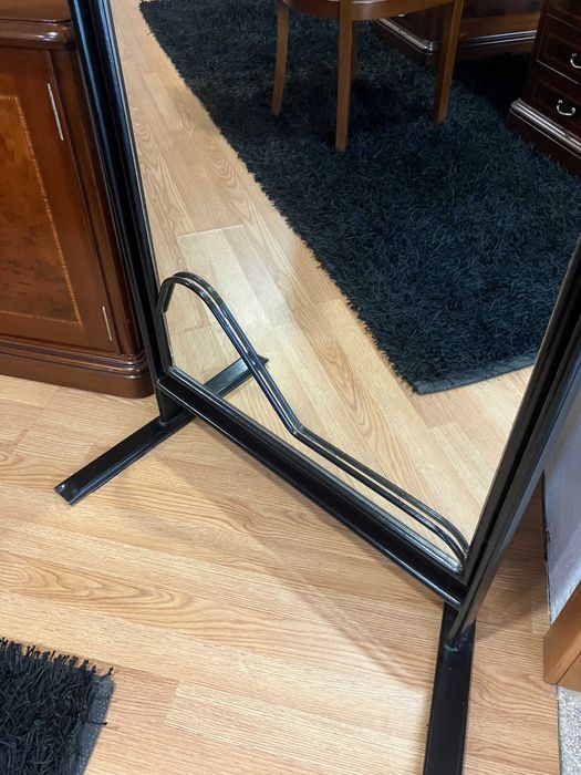 Espelho de corpo inteiro 160x60 metal preto com inclinação