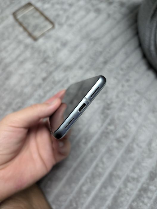 Google pixel 8,  8•128