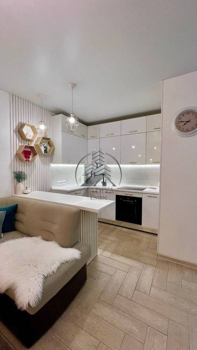 Оренда 2-кімнатної квартири з кухнею-студією на вул Кульпарківська