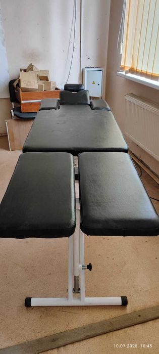 Стіл масажний Inter Atletik Gym ST702