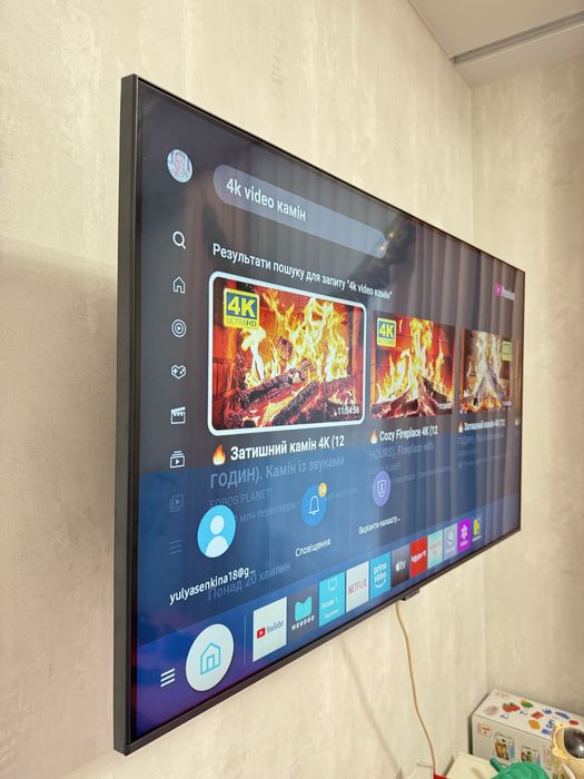 Телевізор Samsung ue43au7100u