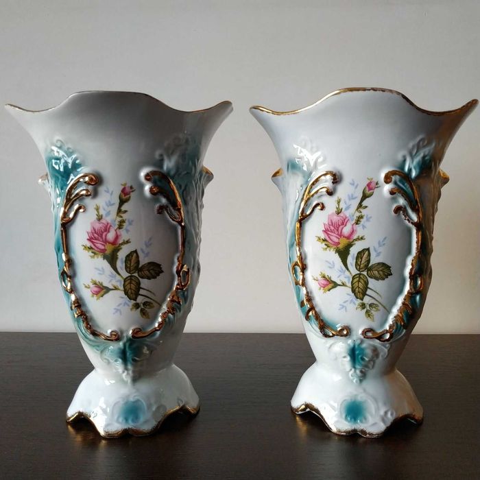 Фарфорові (Порцелянові) румунські вази. Ціна за 2