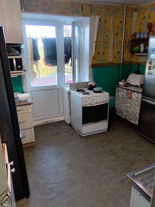 продаж кімнати в гуртожитку по вул. Північна м. Київ (р-н. Оболонь)