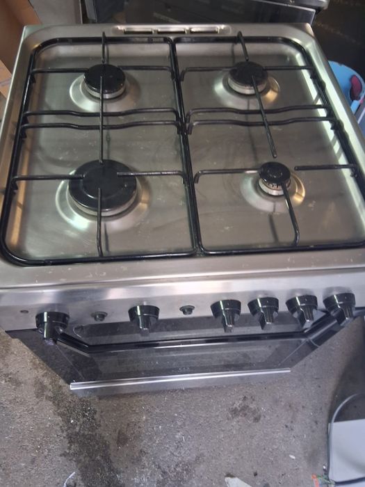 Fogão a gás indesit 60cm larg