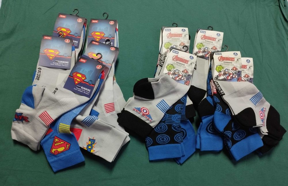 Meias Spider-Man Avengers da Marvel de adulto