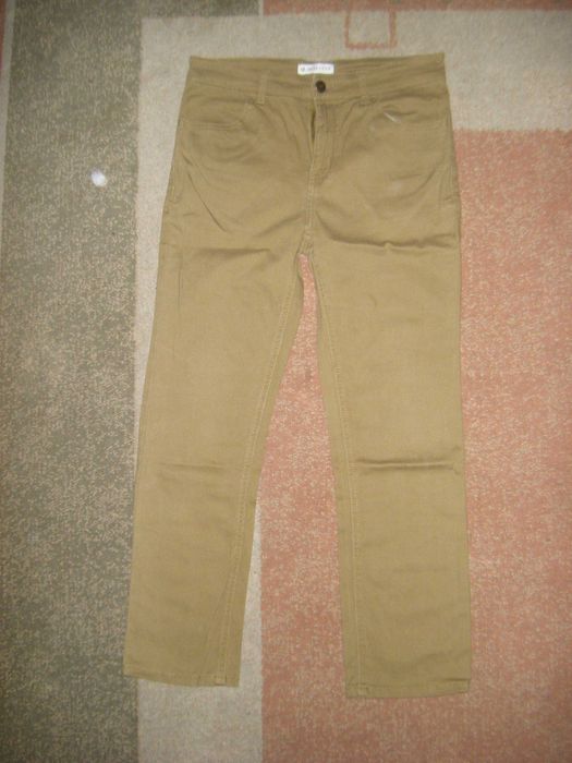 Брюки котоновые на парня 11-12 лет, рост 152 см