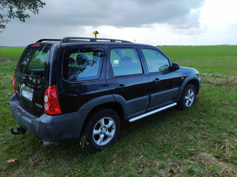 Samochód Mazda Tribute