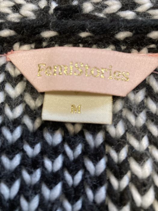 Ciepły kardigan Femi Stories