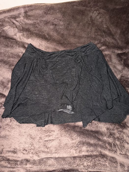 Розвантажую гардероб,читайте опис