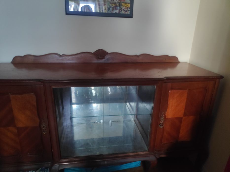 Móvel louçeiro antigo