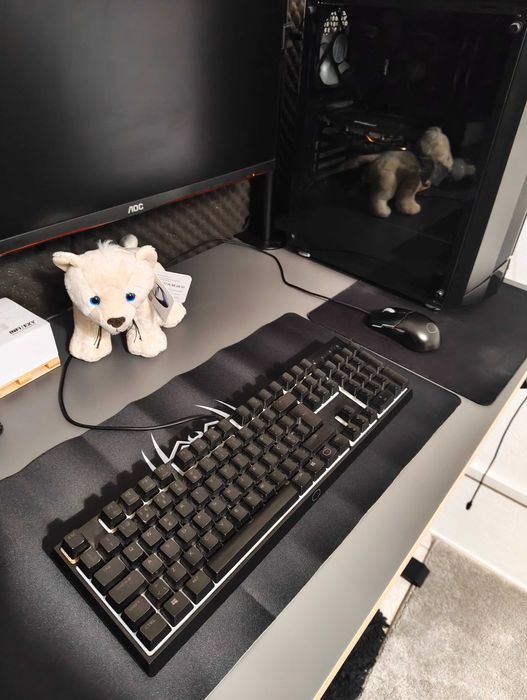 Conjunto Cooler Master – Teclado + Rato RGB (Ótimo estado)