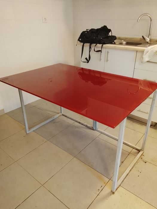 Secretaria com Tampo em Vidro