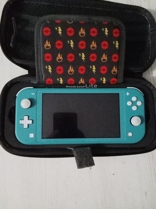 Nintendo Switch Lite (sem carregador)