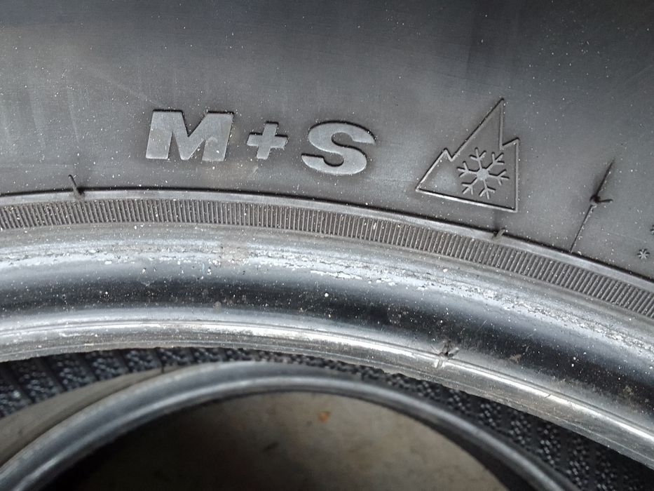 Cena za 2 Opony wielosezonowe 215/60r16 IMPERIAL