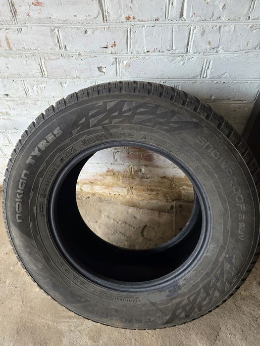 Шини Nokian Snowproof 2