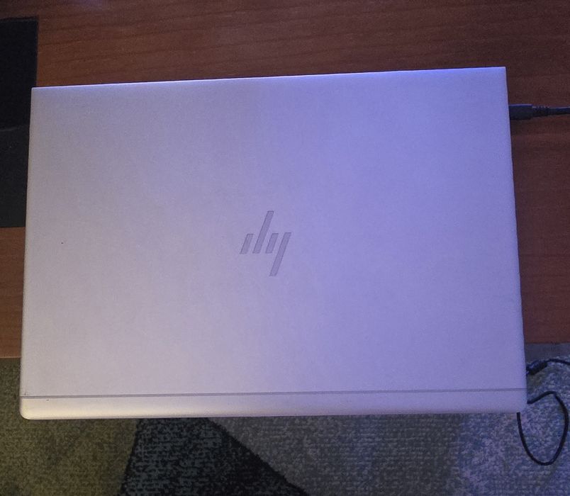 HP EliteBook 840 G5 em excelente estado, muito potente