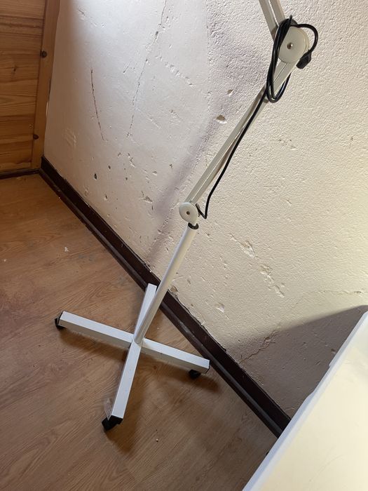 Lupa de pestanas ou estetica