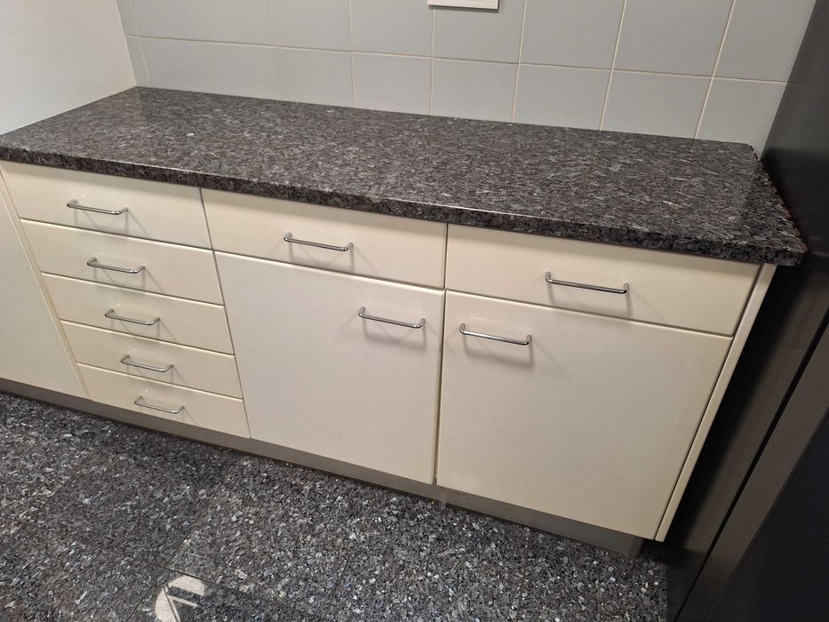 Cozinha usada completa