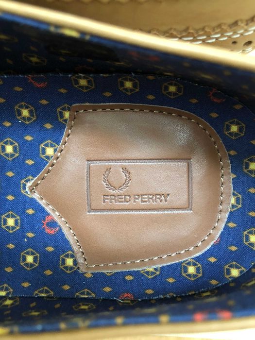 Fred Perry - Leather - Novos