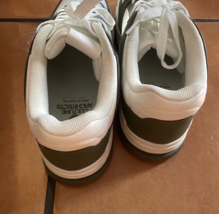 Sapatilhas 45 novas