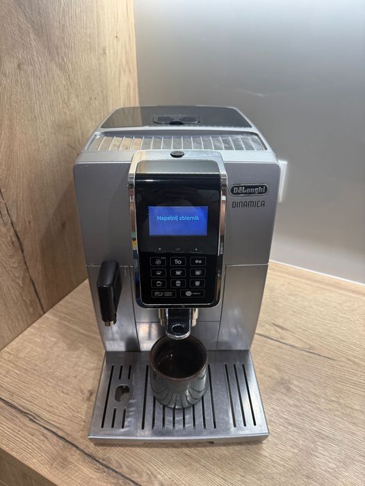 Ekspres De longhi Dinamica