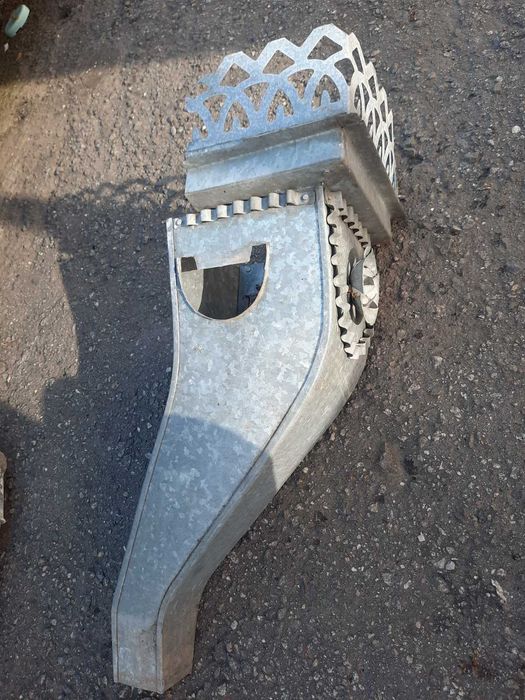 РИНВИ ВОДОСТІЧНІ грубі металеві
