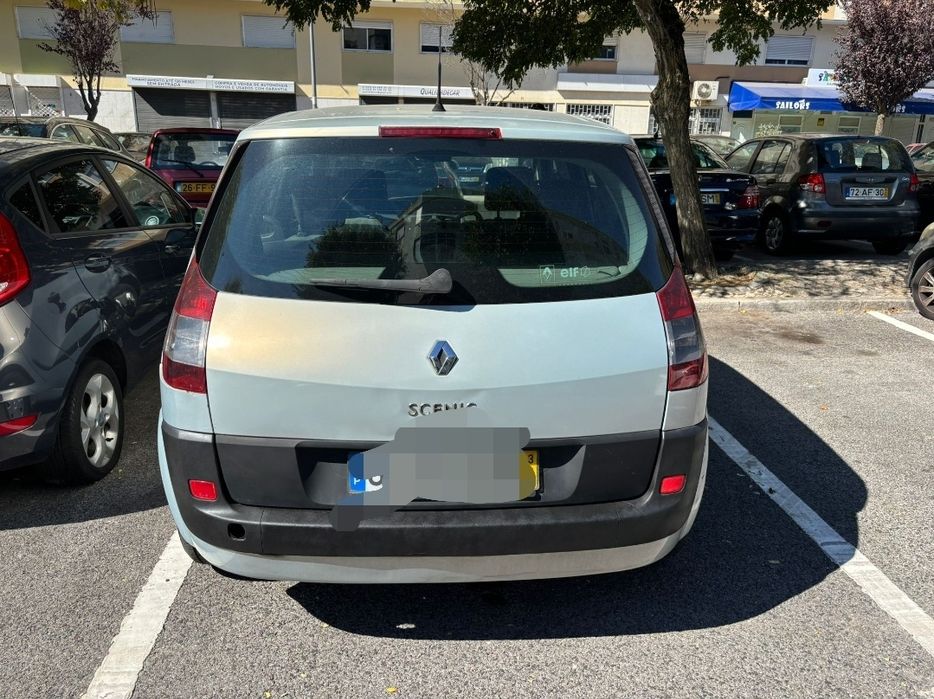 Renault Scénic 2003 | Bom estado | Ideal para primeiro carro