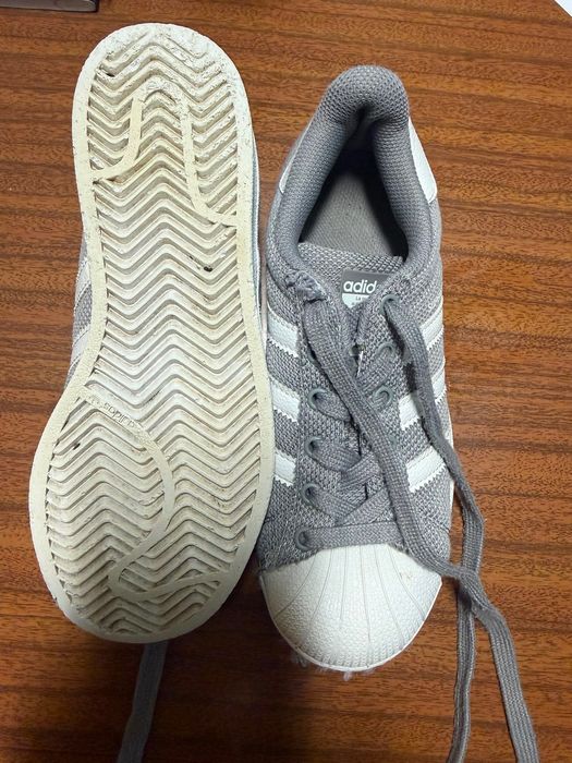 Ténis Adidas Unisexo