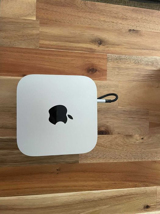 Mac Mini M4 16gb Ram 256gb + Satechi HUB + 1tb SSD NVME Crucial