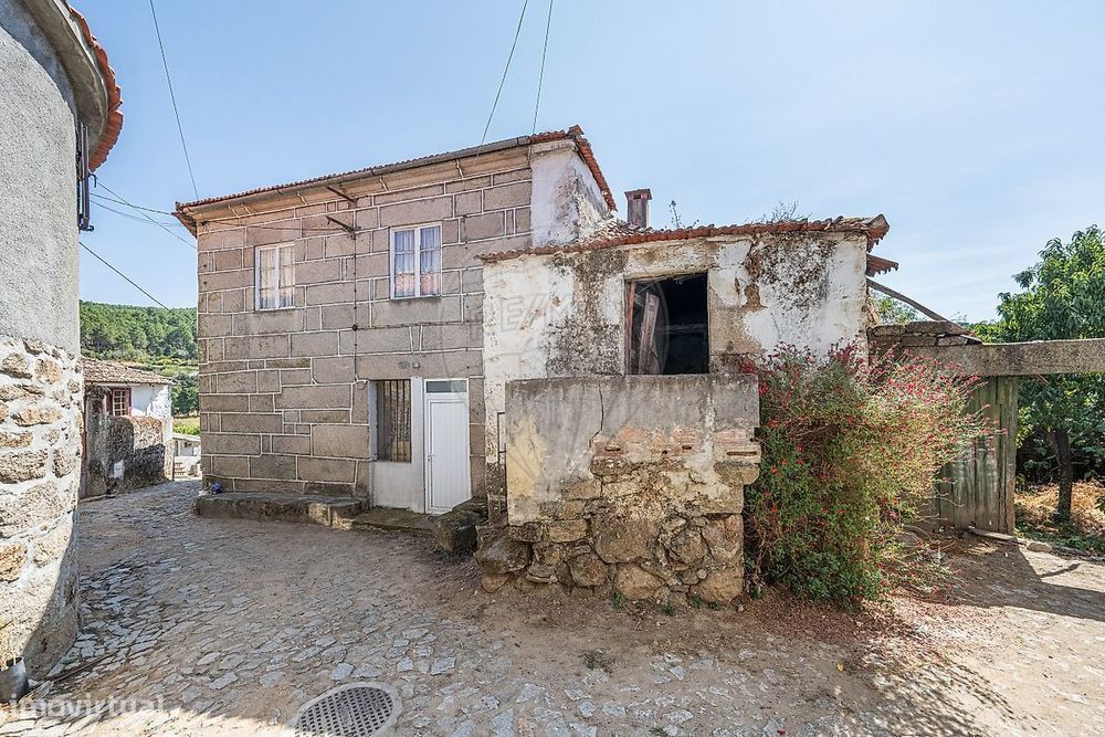 Moradia T6 para venda — Vidago (União Das Freguesias De Vidago, Arcossó, Selhariz E Vilarinho Das Paranheiras), Vila Real