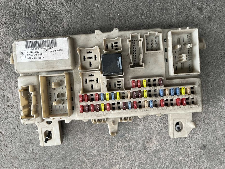 Ford Focus mk2 moduł BSI 4m5t-14a073-bg