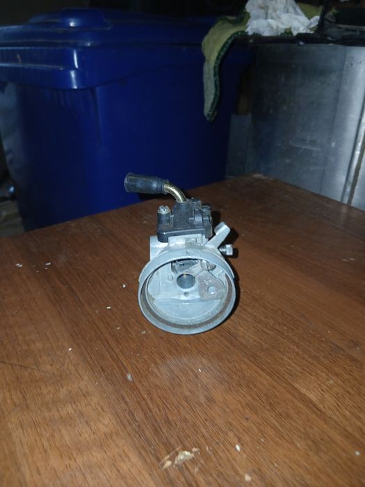 Продам крбиратор в хорошому стані