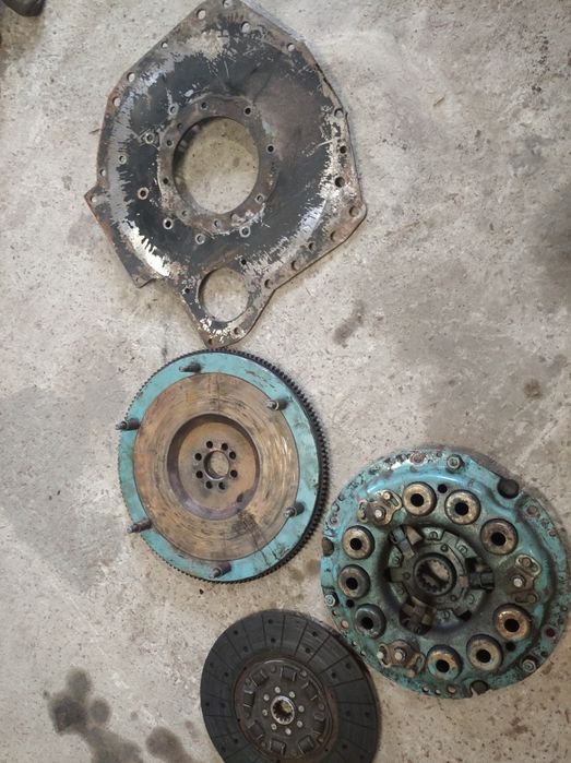 Продам головку д240 бу