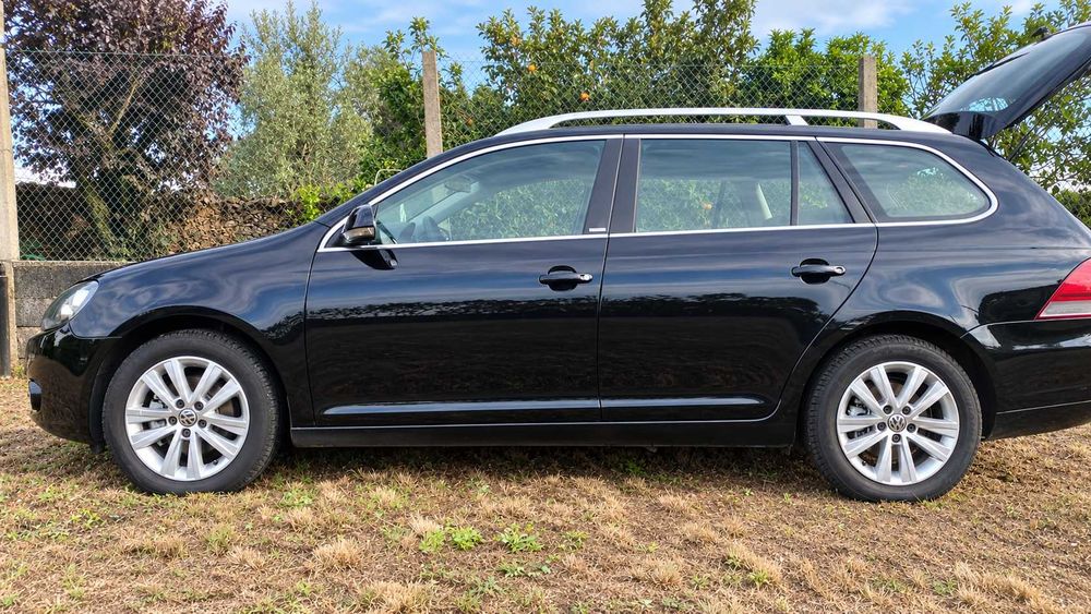 VW Golf Variant 1.6 TDI 105cv | 09/2011 | 269.500 km | Bem estimada foto 2