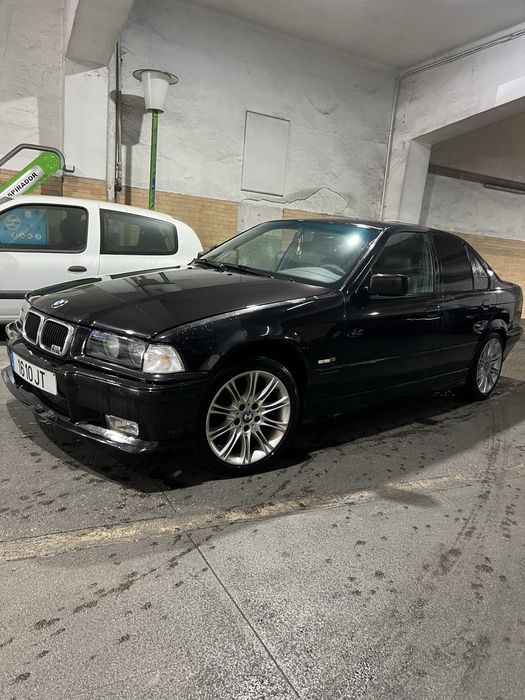 Bmw 318 tds Impecável