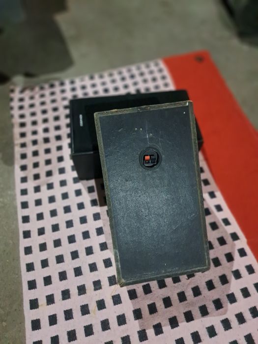 Amplificador e radio