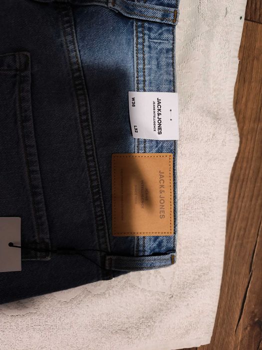 Spodnie męskie jeans