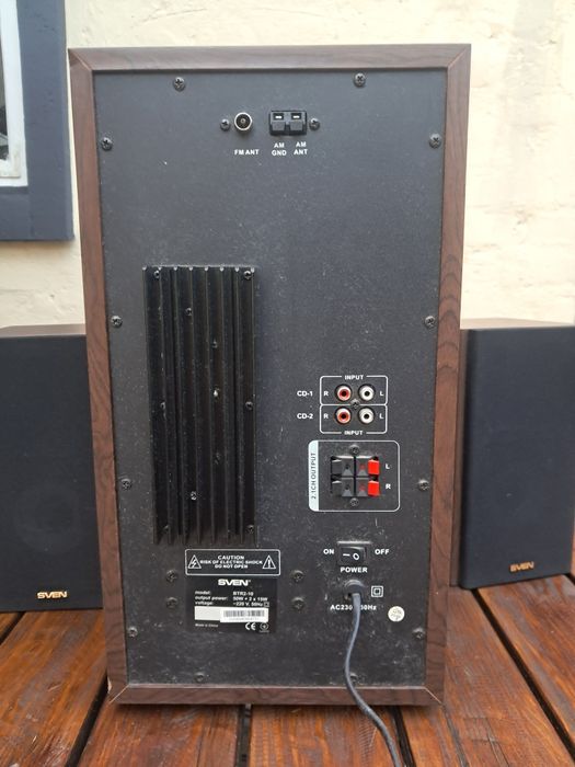 Продам колонки Sven btr2-10